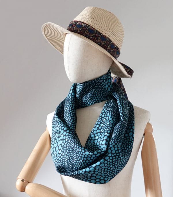 024 foulard soie zebre à pois 2 foulard en soie luxe turquoise