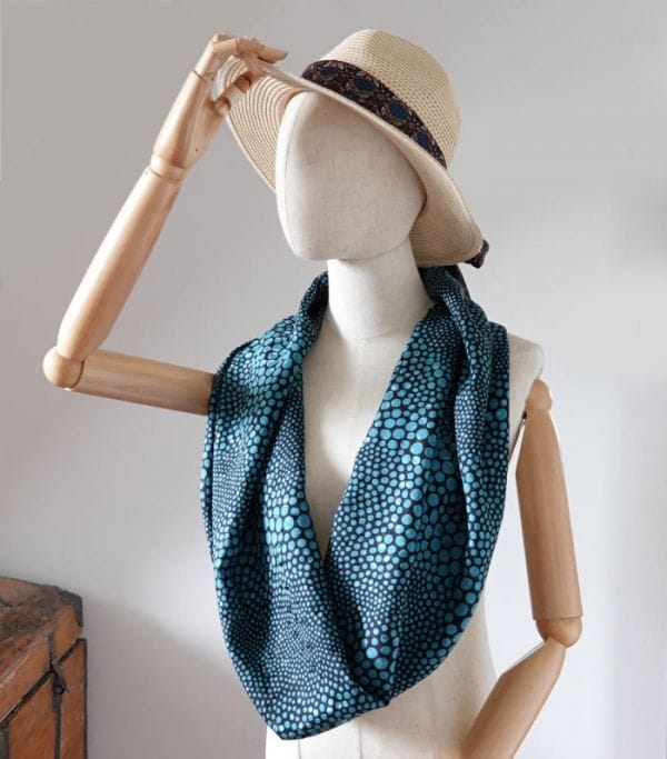 024 foulard soie zebre à pois 3 foulard en soie luxe turquoise