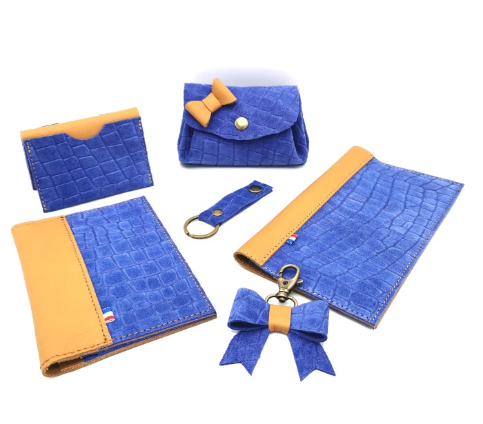 maroquinerie cuir upcyclé motif croco bleu et camel