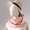 068 foulard soie dans les roses ERMSP Foulard en soie rose