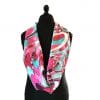 foulard en soie upcyclée abstrait rose