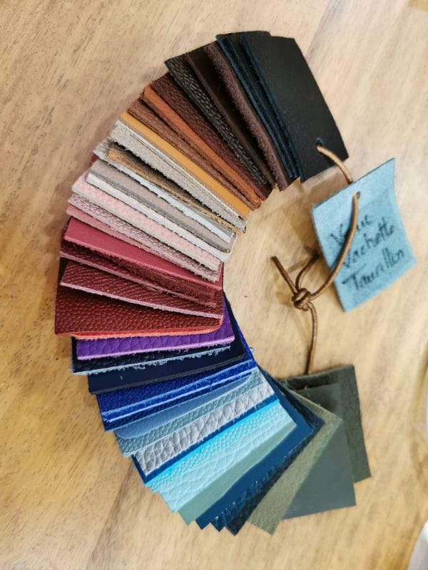 Etiquette bagage en cuir personnalisable