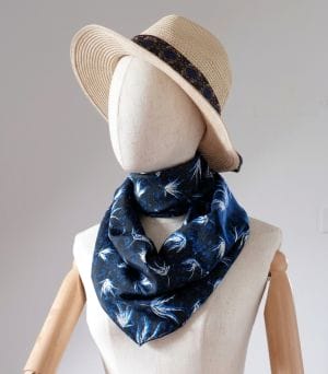 Foulard en soie erable bleu
