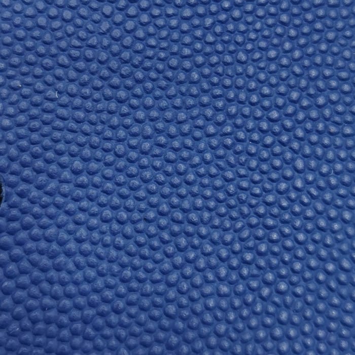 Cuir-de-veau-petit-grain-caviar-BLEU-ROI