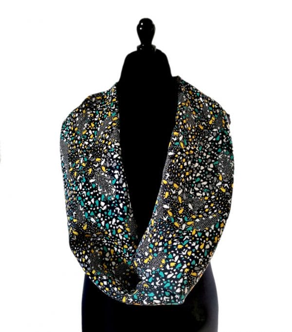 foulard en soie noir-jaune-vert