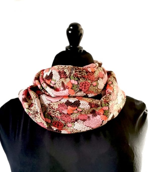 Echarpe Miss Sarah sakura ERMSHC-122 1 foulard en soie fleurs japonaises