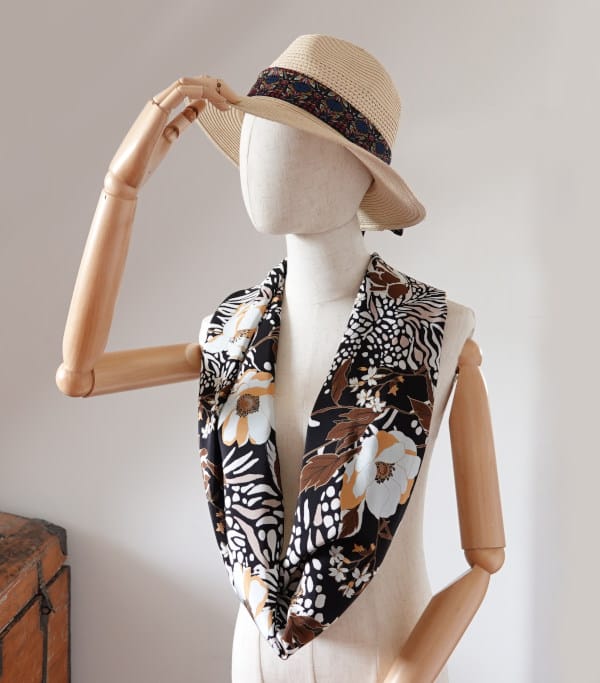103 foulard soie ERMSHC jardin japonisant - 2 foulard en soie femme japon