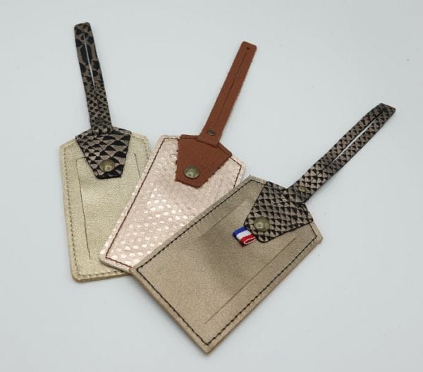 etiquette bagage en cuir