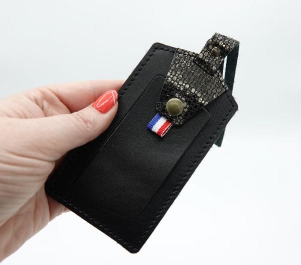 etiquette bagage en cuir