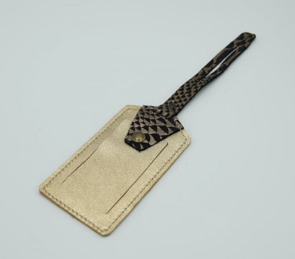 etiquette bagage en cuir