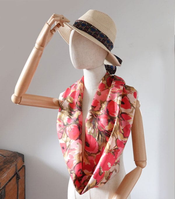 Foulard en soie fabriqué en France en très petite série