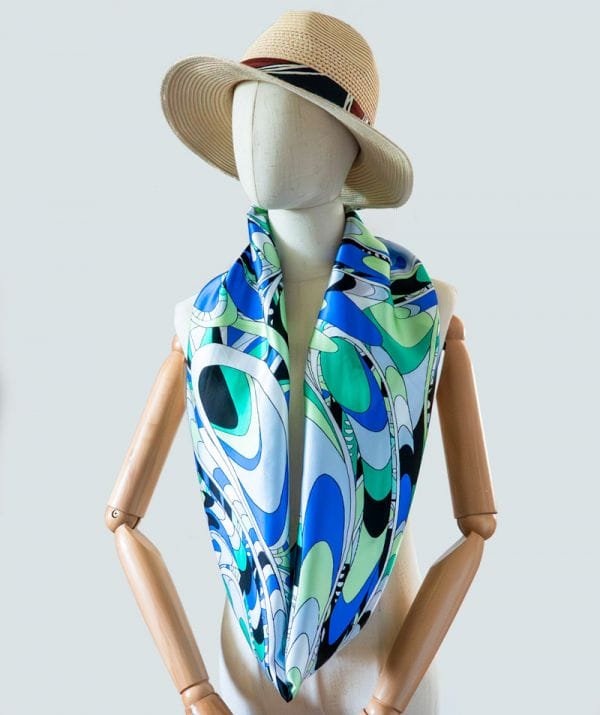 Foulard en satin de soie bleu et vert