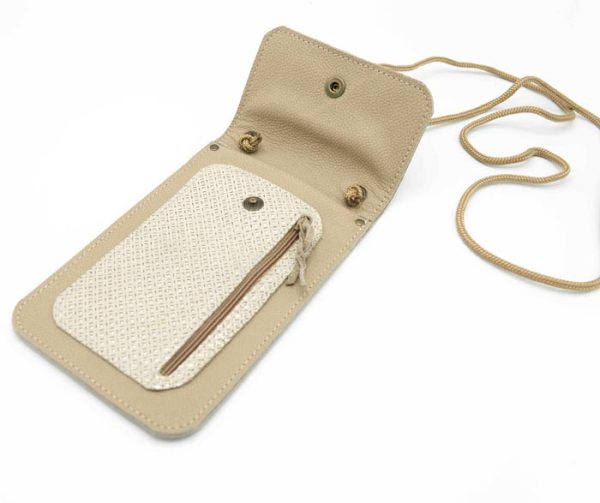 pochette-telephone-beige-doré-1 pochette téléphone en cuir