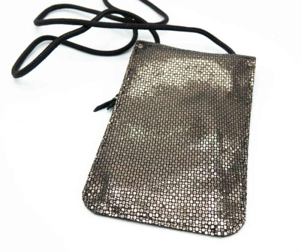 pochette-téléphone-doré-2 pochette téléphone en cuir