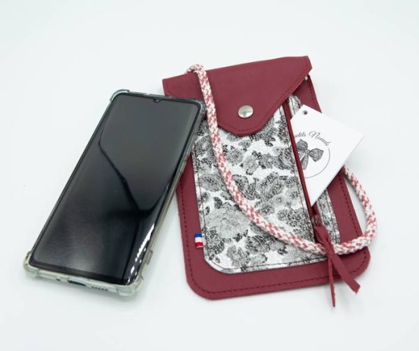 pochette-téléphone-rose-2 pochette téléphone en cuir